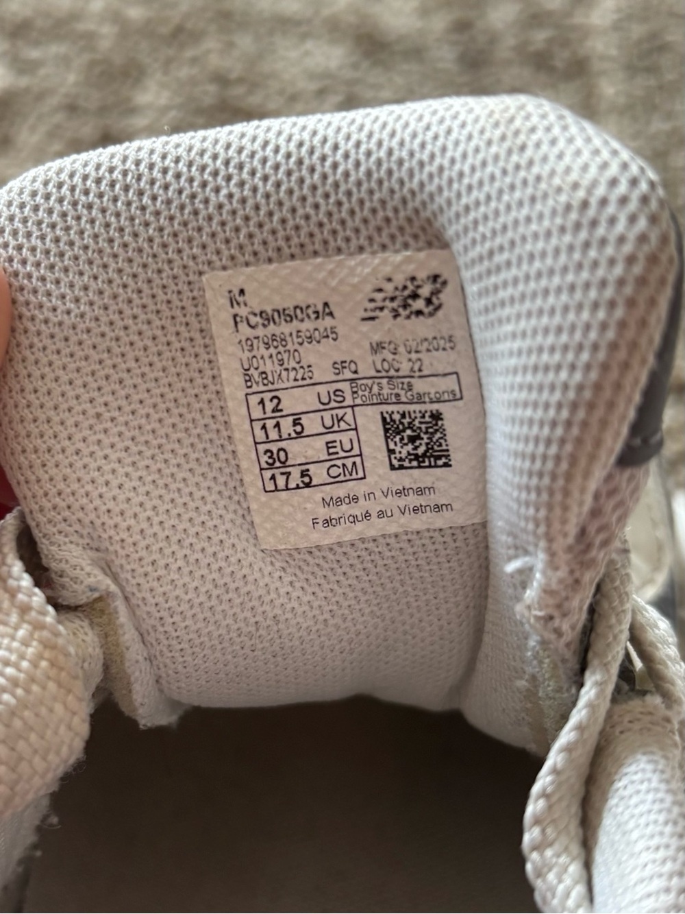 Kids White and Gray 9060 new balance!! - Picture 9 of 10